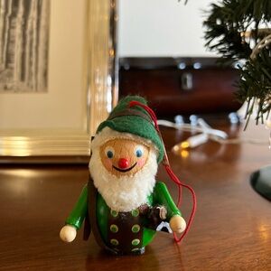 Vintage Steinbach Hunter with Dog Ornament